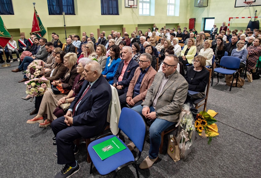Od Pocztowej do Robotniczej: jubileusz ZSZ nr 1 zdjęcie nr 354939 Od Pocztowej do Robotniczej: jubileusz ZSZ nr 1 zdjęcie nr 354939