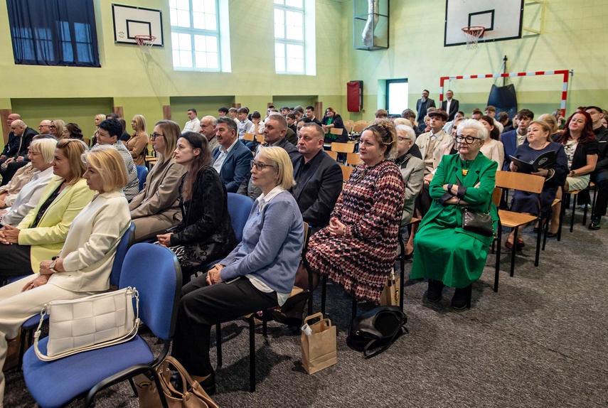 Od Pocztowej do Robotniczej: jubileusz ZSZ nr 1 zdjęcie nr 354949 Od Pocztowej do Robotniczej: jubileusz ZSZ nr 1 zdjęcie nr 354949