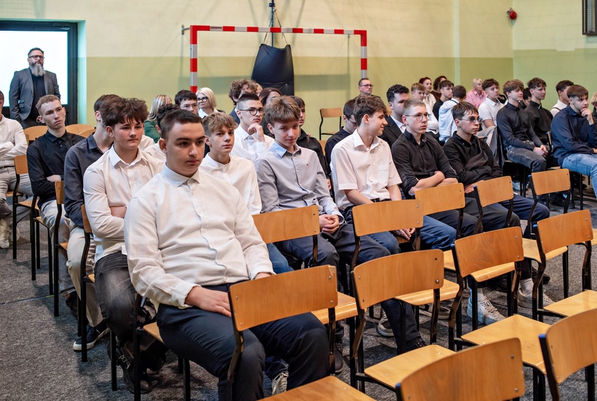 Od Pocztowej do Robotniczej: jubileusz ZSZ nr 1 zdjęcie nr 354945 Od Pocztowej do Robotniczej: jubileusz ZSZ nr 1 zdjęcie nr 354945