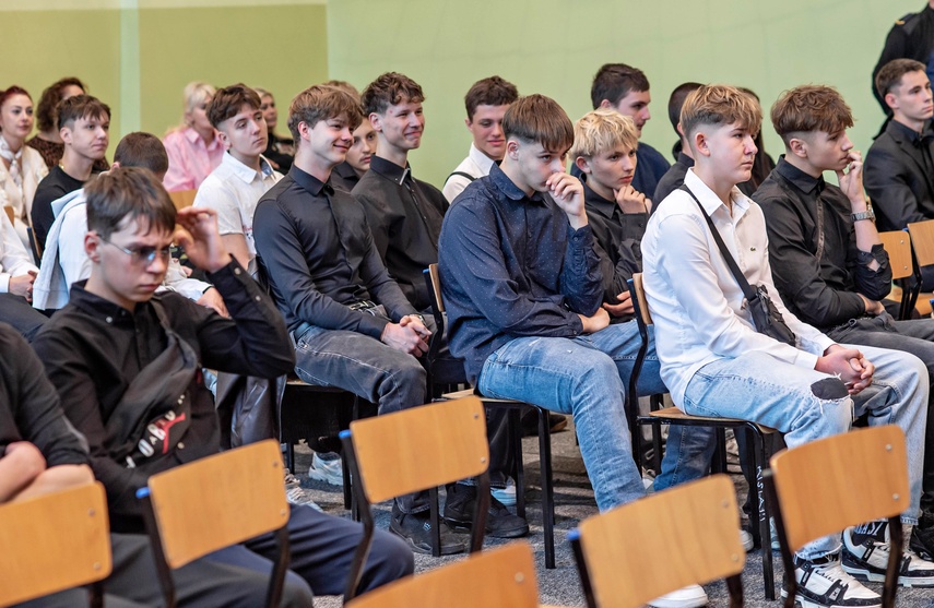 Od Pocztowej do Robotniczej: jubileusz ZSZ nr 1 zdjęcie nr 354944 Od Pocztowej do Robotniczej: jubileusz ZSZ nr 1 zdjęcie nr 354944