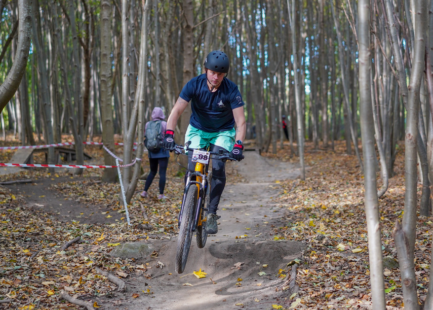 Rowerzyści ścigali się na SkillParku zdjęcie nr 355017 Rowerzyści ścigali się na SkillParku zdjęcie nr 355017