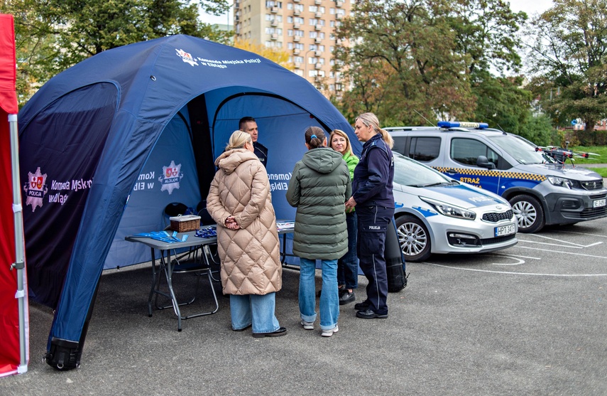 Pod szkołą o bezpieczeństwie zdjęcie nr 355188 Pod szkołą o bezpieczeństwie zdjęcie nr 355188