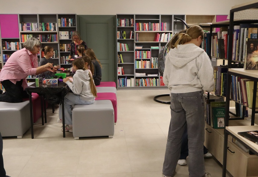 Noc Bibliotek 2026 - wieczór pełen literatury, kreatywności i nowych technologii zdjęcie nr 355215 Noc Bibliotek 2026 - wieczór pełen literatury, kreatywności i nowych technologii zdjęcie nr 355215