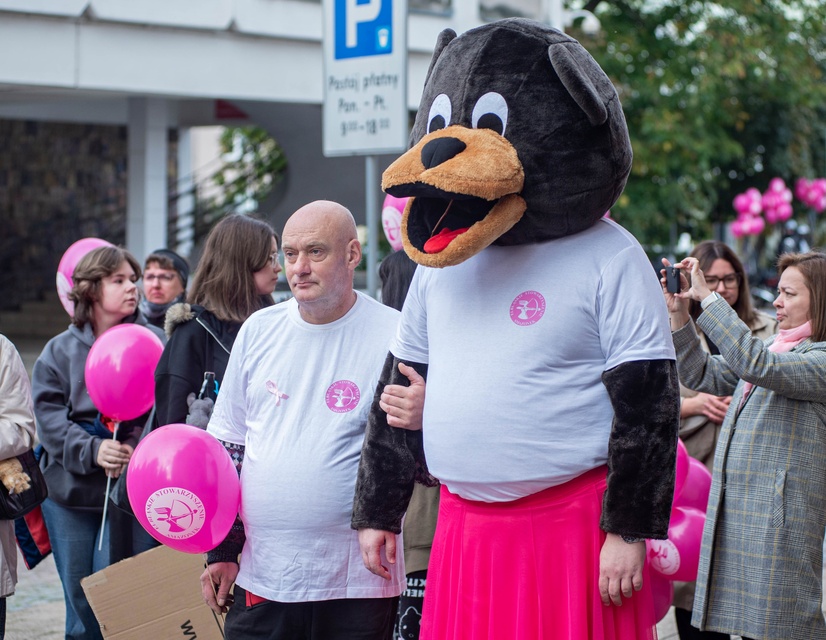 Z miłością do życia przeszli przez miasto zdjęcie nr 355246 Z miłością do życia przeszli przez miasto zdjęcie nr 355246