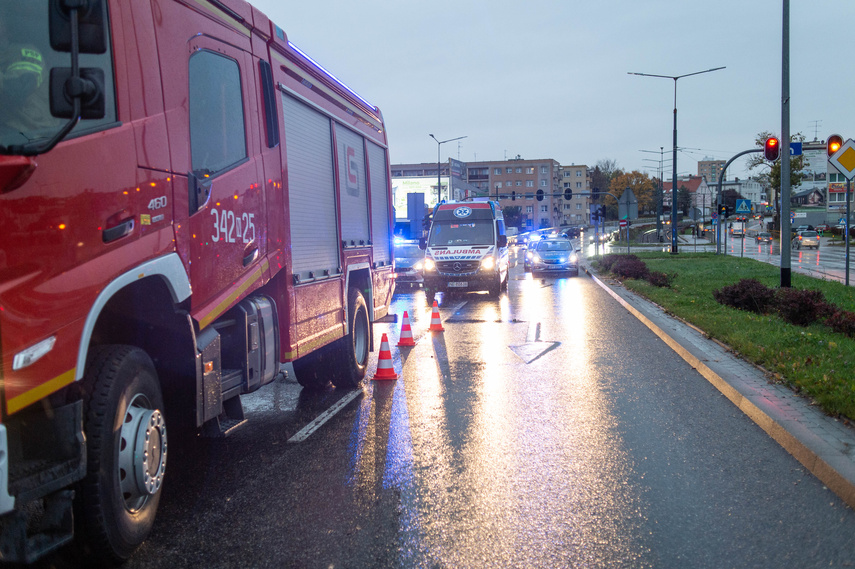 Zasłabł i wjechał w zaparkowanie auta zdjęcie nr 355557 Zasłabł i wjechał w zaparkowanie auta zdjęcie nr 355557
