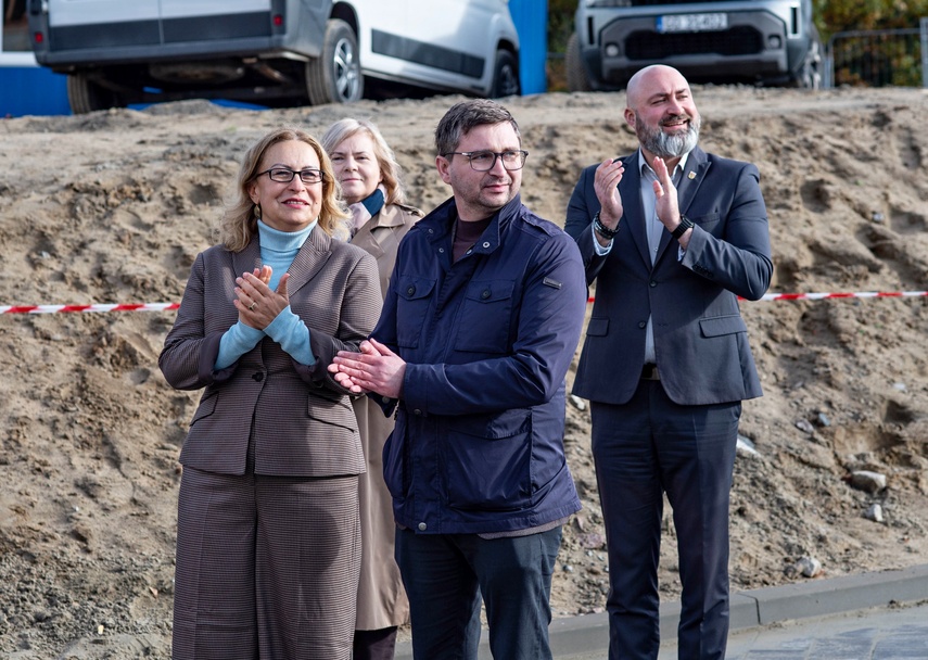 Wiecha na budowie Europejskiego Centrum Copernicus zdjęcie nr 355594