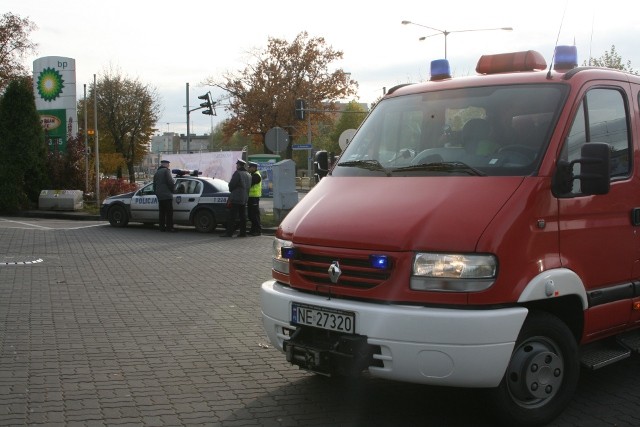 Elbląg Golfem w policyjny radiowóz