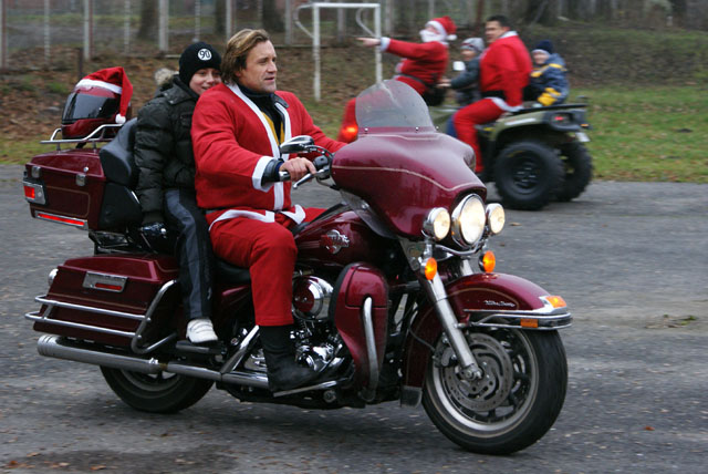 motoMikołaje w Domu Dziecka zdjęcie nr 29592