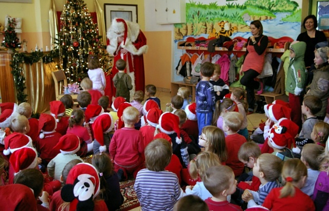 Mikołaj u przedszkolaków zdjęcie nr 29656