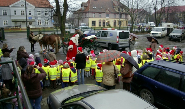 Mikołaj u przedszkolaków zdjęcie nr 29638