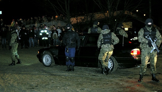 Ratownicy, strażacy i antyterroryści zdjęcie nr 30459