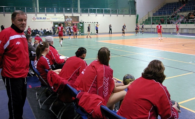 Wysoka wygrana elbląskich szczypiornistek zdjęcie nr 31391