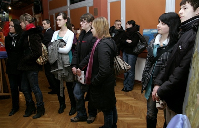 Wernisaż prac Maratończyków zdjęcie nr 32093
