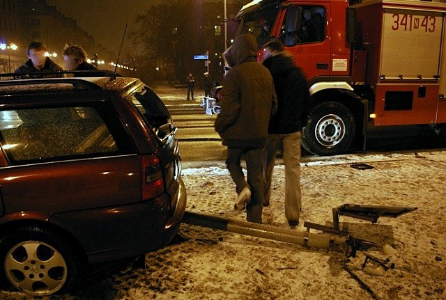 Zderzenie na skrzyżowaniu zdjęcie nr 32789