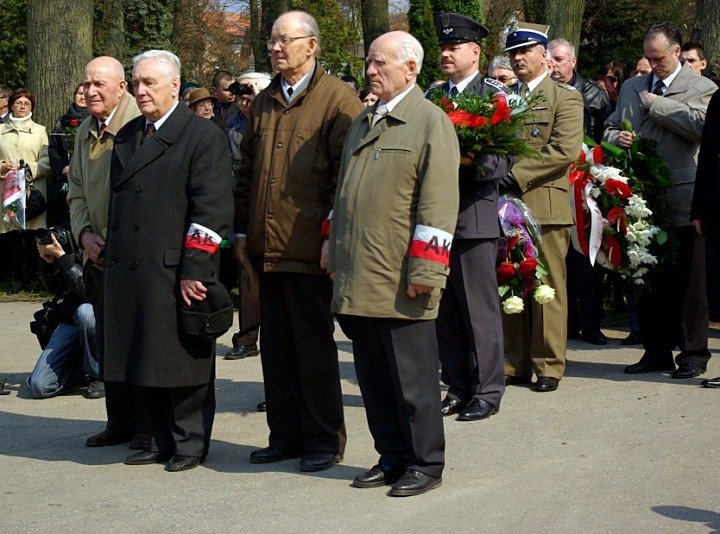 Obchody 70. rocznicy Zbrodni Katyńskiej zdjęcie nr 33728