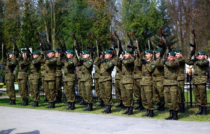 Obchody 70. rocznicy Zbrodni Katyńskiej zdjęcie nr 33723