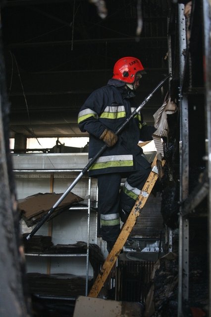 Pożar lakierni zdjęcie nr 34237