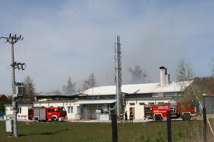 Pożar lakierni zdjęcie nr 34236