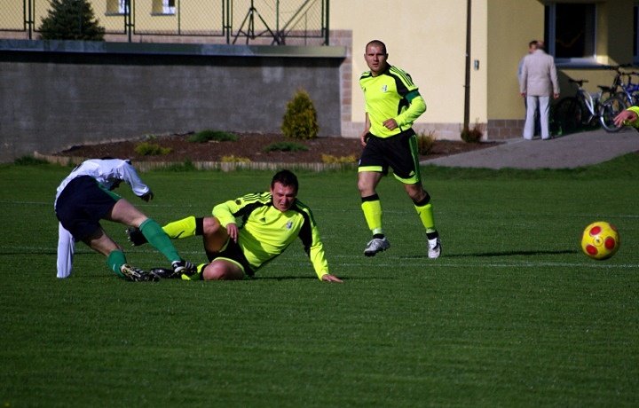 Olimpia 2004 - Granica Kętrzyn 4-0 (3-0) zdjęcie nr 34540