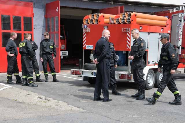 Wyjazd strażaków na tereny zalane wodą zdjęcie nr 35089