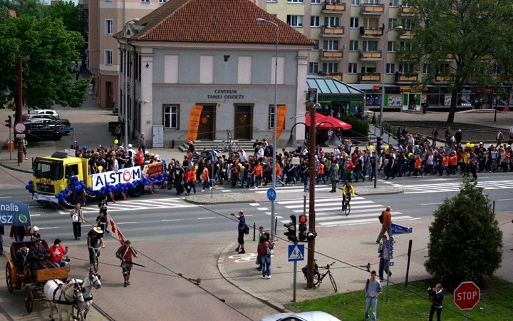 Miasto w rękach studentów zdjęcie nr 35107