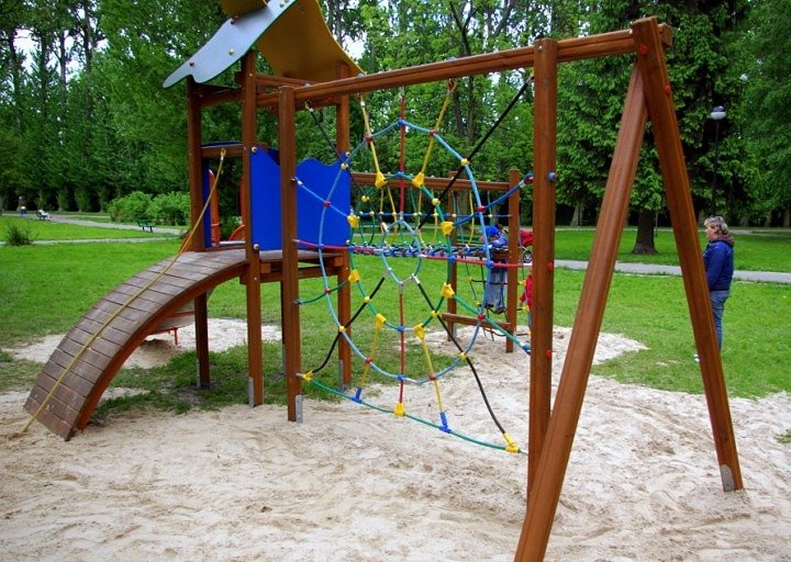 Nowe place zabaw dla najmłodszych zdjęcie nr 35303