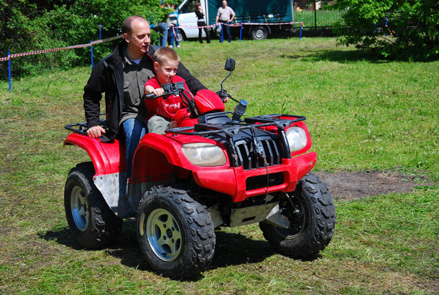 Festyn rodzinny w SP nr 16 zdjęcie nr 35531