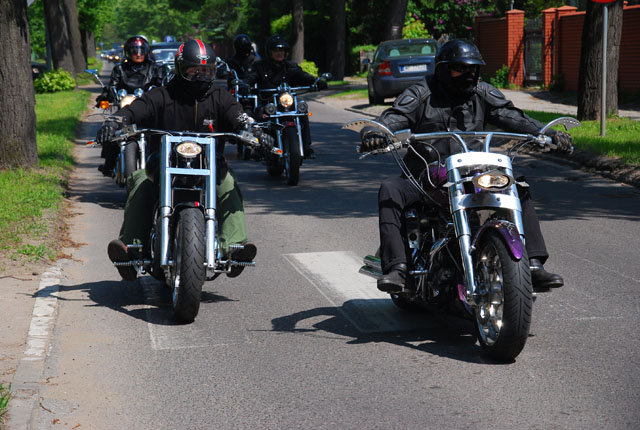 Motocykliści w Domu Dziecka zdjęcie nr 35585