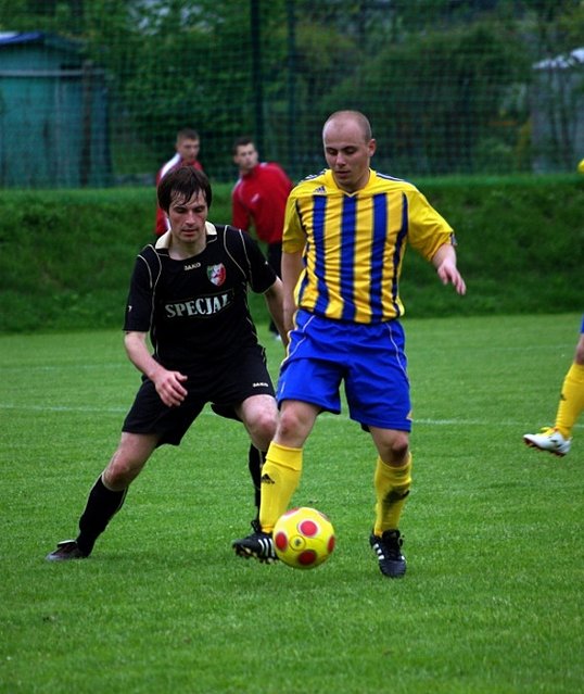 Zatoka Braniewo zdemolowała Olimpię 2004 zdjęcie nr 35791