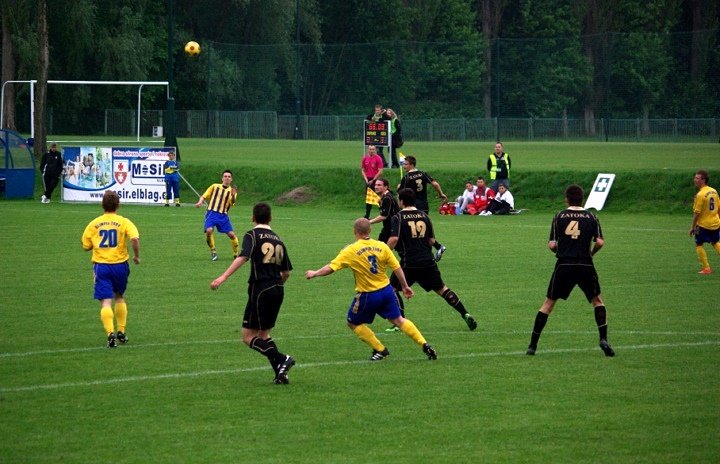 Zatoka Braniewo zdemolowała Olimpię 2004 zdjęcie nr 35782