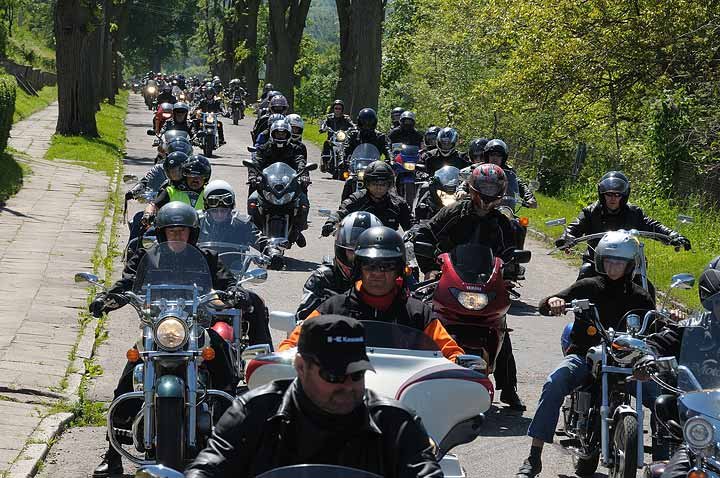 Zlot motocyklistów w Nadbrzeżu zdjęcie nr 35878