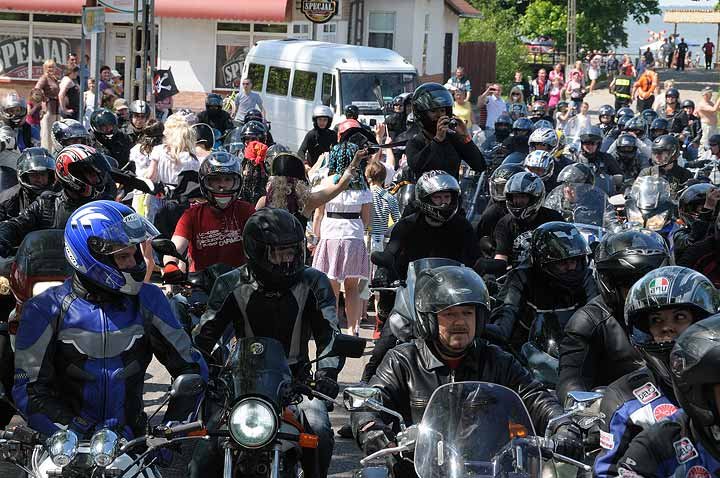 Zlot motocyklistów w Nadbrzeżu zdjęcie nr 35892