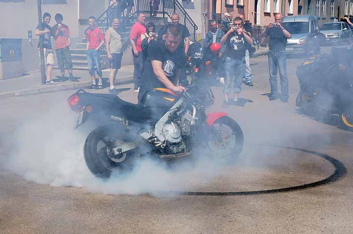 Zlot motocyklistów w Nadbrzeżu zdjęcie nr 35888
