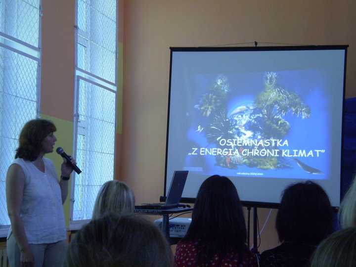 Wielkie kompostowanie w SP 18 zdjęcie nr 36196