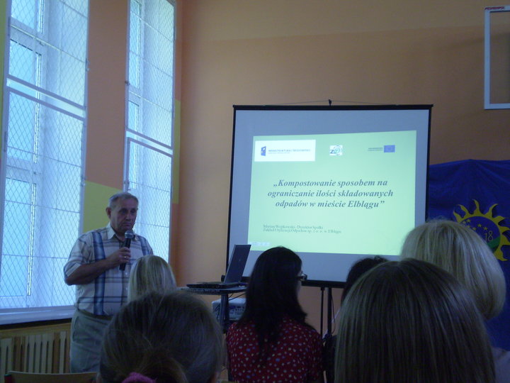 Wielkie kompostowanie w SP 18 zdjęcie nr 36203