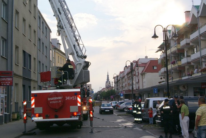 Akcja strażaków przy Bałuckiego zdjęcie nr 37502
