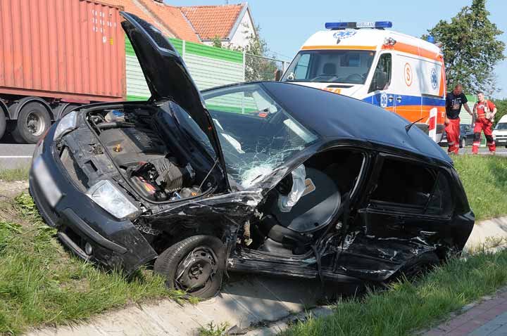 Wypadek w Kazimierzowie zdjęcie nr 38070