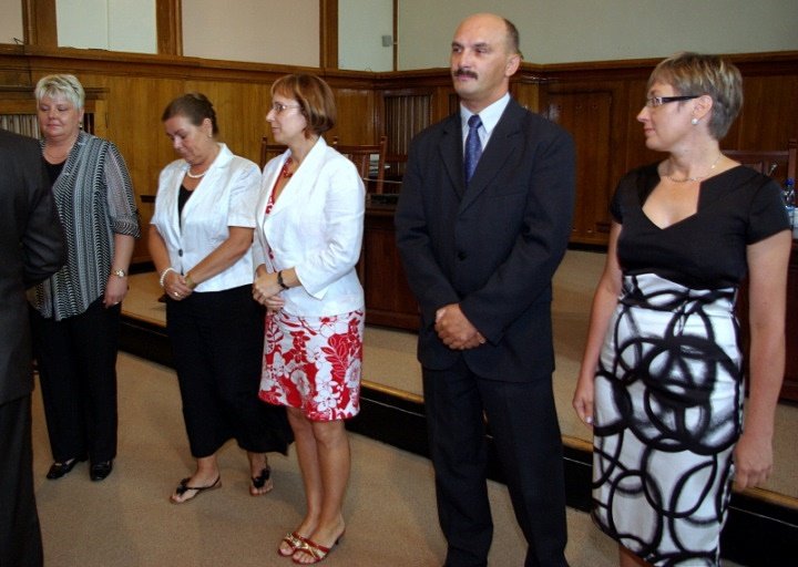 Wręczenie medali za długoletnią służbę pracownikom samorządowym zdjęcie nr 38281