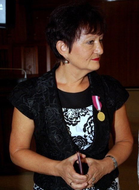 Wręczenie medali za długoletnią służbę pracownikom samorządowym zdjęcie nr 38268