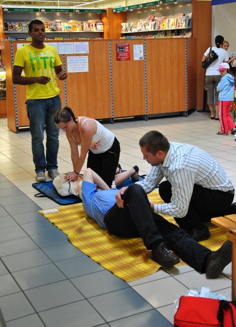 Zanim przyjedzie lekarz zdjęcie nr 38695