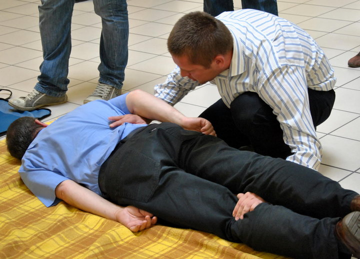 Zanim przyjedzie lekarz zdjęcie nr 38694