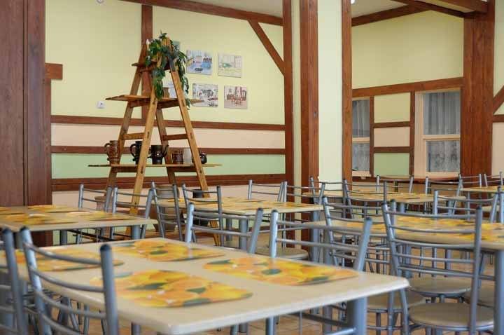 Odnowiona stołówka w Szkole Podstawowej nr 12