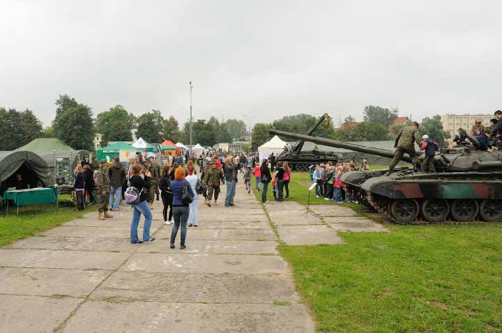 Lekcja patriotyzmu w plenerze zdjęcie nr 39278