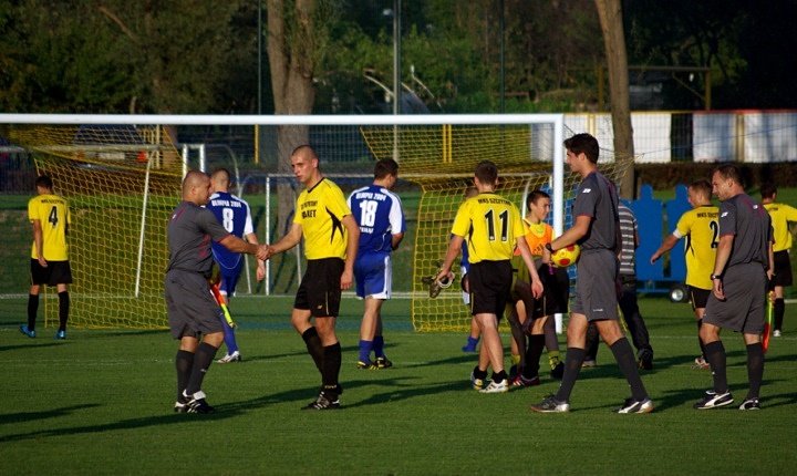 Wygrana Olimpii 2004 po zaciętym meczu zdjęcie nr 39341