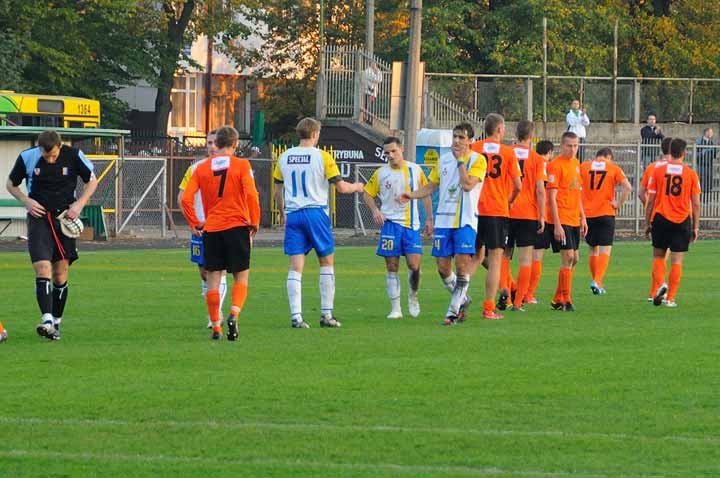 Olimpia Elbląg - OKS 1945 Olsztyn 1:1 zdjęcie nr 39907