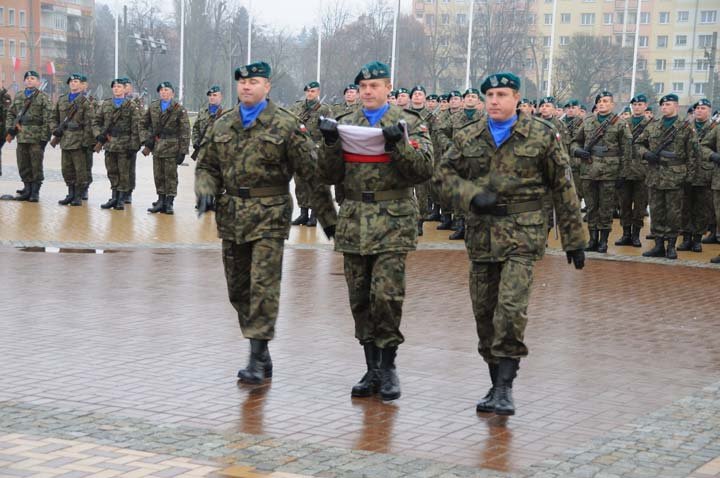 Deszczowe Święto Niepodległości w Elblągu zdjęcie nr 41009