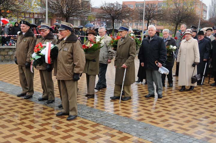 Deszczowe Święto Niepodległości w Elblągu zdjęcie nr 41020