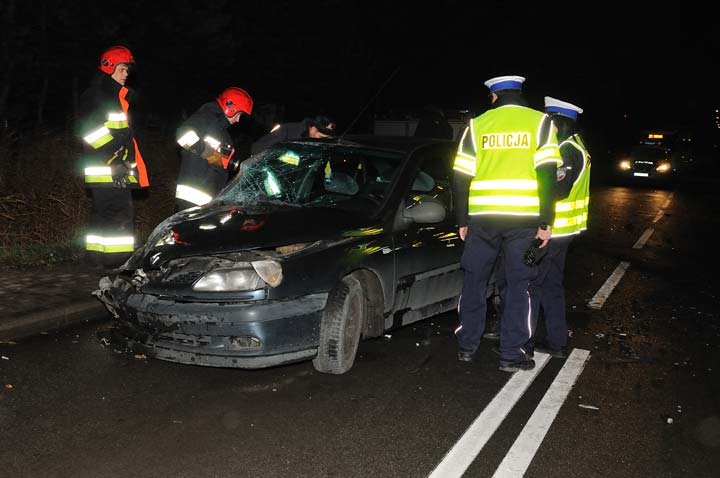 Wypadek na Radomskiej - dwie osoby ranne zdjęcie nr 41171