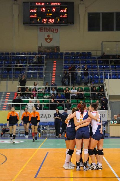 Siatkarki Orła wygrały z UKS Ozorków 3:2 zdjęcie nr 41441