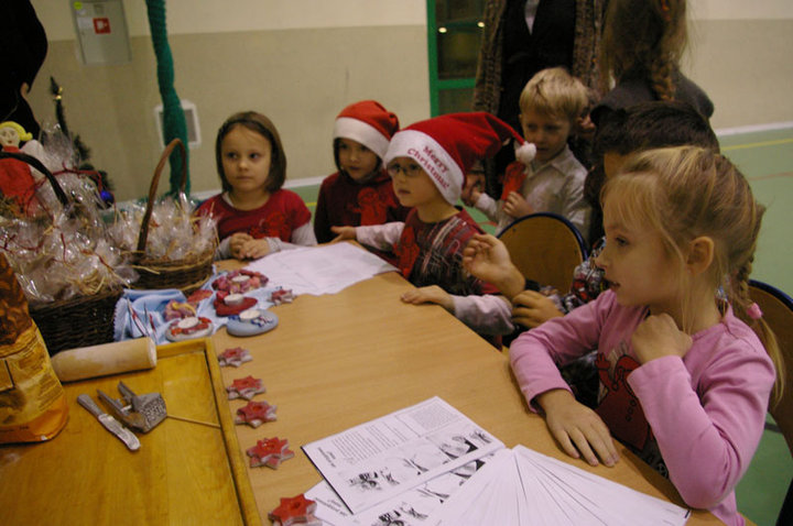Mikołajowa zabawa w SP 12 zdjęcie nr 41713